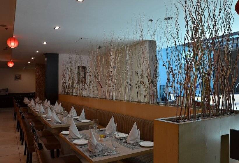 Days Hotel By Wyndham Neemrana