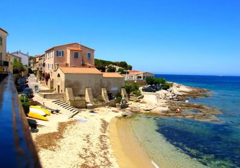 فندق De La Plage Santa Vittoria