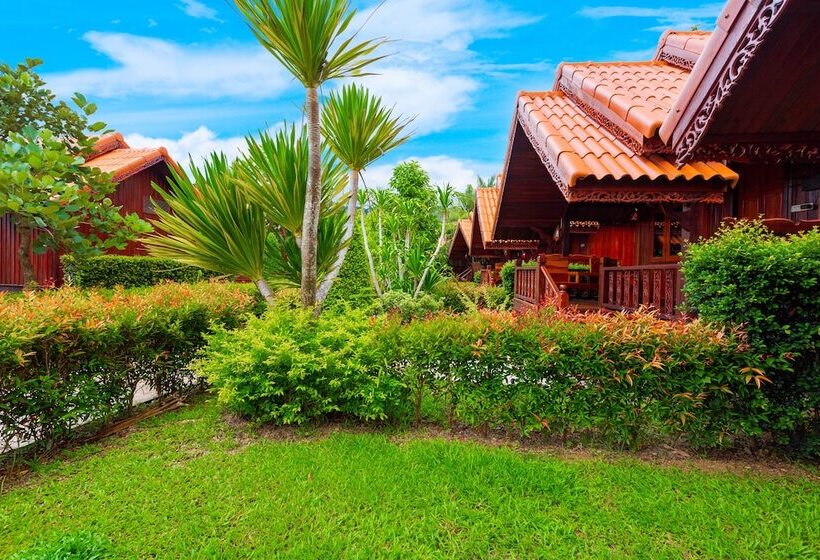 هتل Diamond Beach Resort