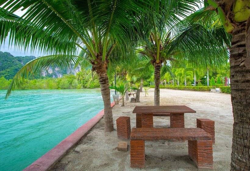 هتل Diamond Beach Resort