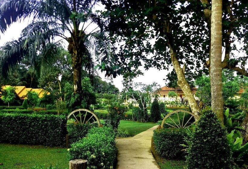 هتل Diamond Beach Resort