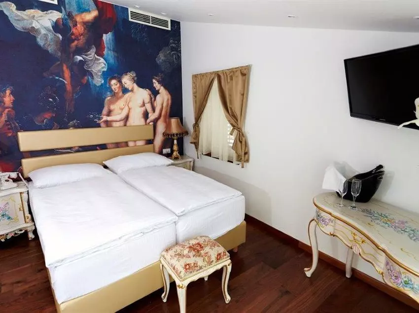 酒店 Diocletian Luxury Room