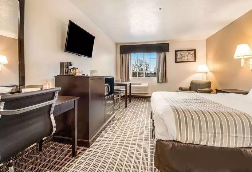 Отель Econo Lodge Corvallis Near University