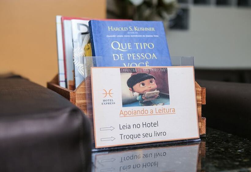 فندق Express Canoas