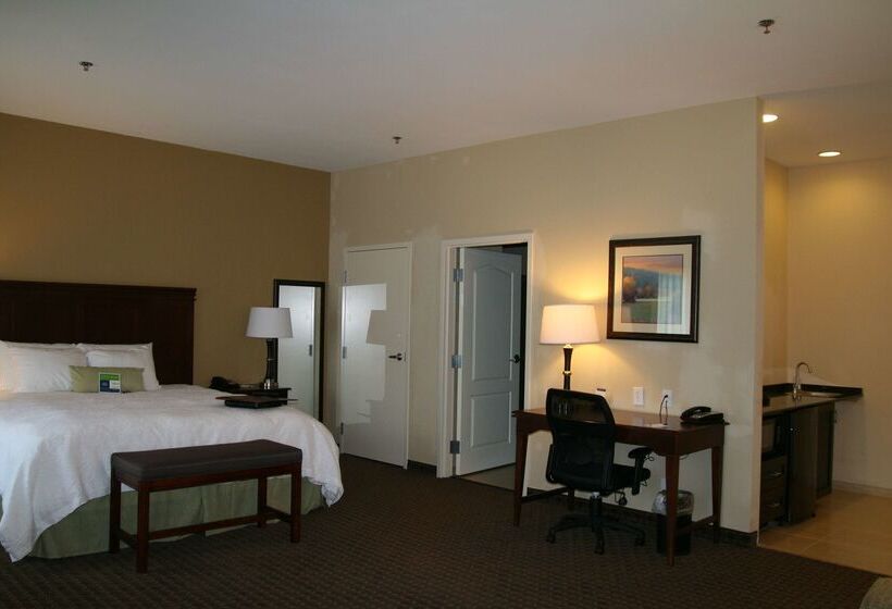 هتل Hampton Inn By Hilton Kilgore