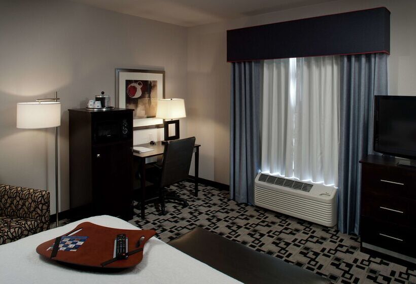 ホテル Hampton Inn & Suites Marksville
