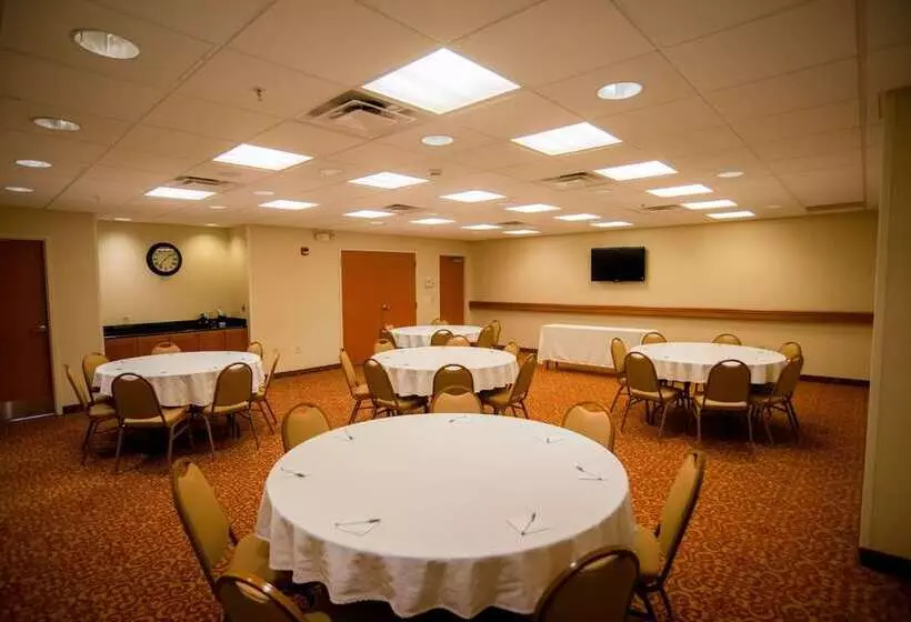 Отель Hampton Inn & Suites Radcliff   Fort Knox