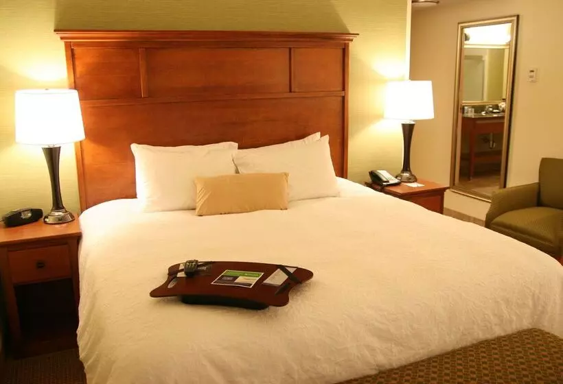 Отель Hampton Inn & Suites Radcliff   Fort Knox