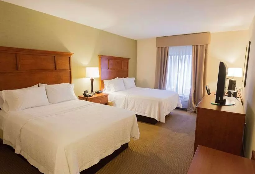 Отель Hampton Inn & Suites Radcliff   Fort Knox