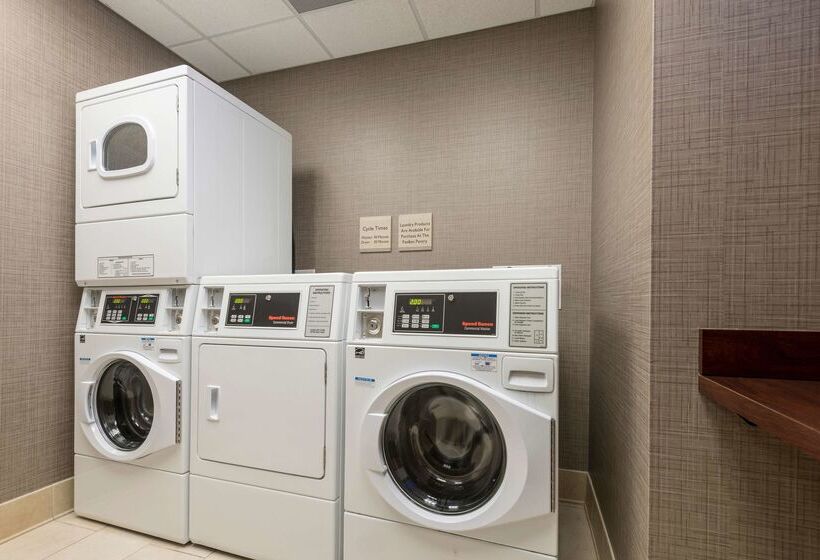 فندق Hilton Garden Inn Silver Spring White Oak