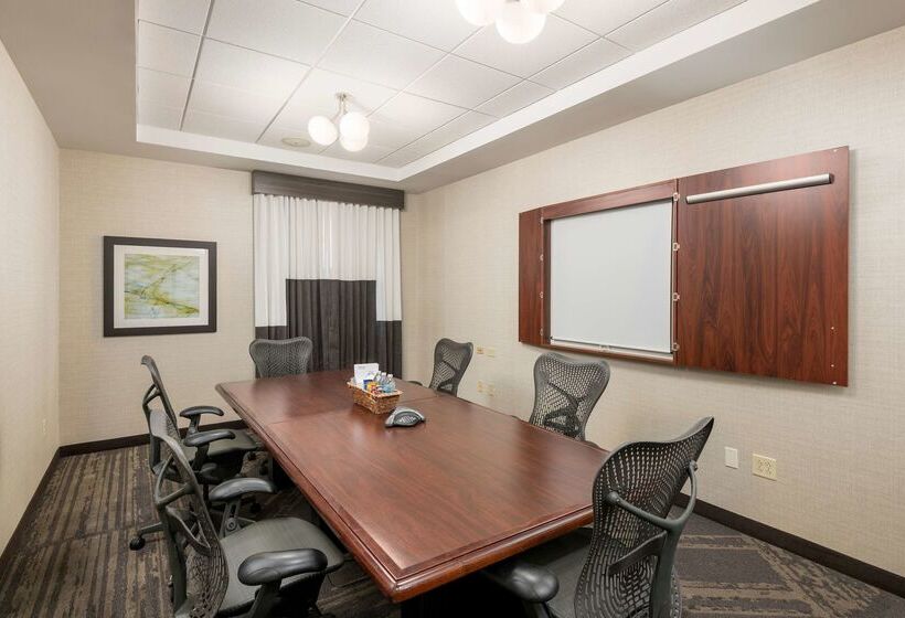 فندق Hilton Garden Inn Silver Spring White Oak