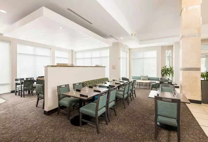 בית מלון כפרי Hilton Garden Inn Silver Spring White Oak