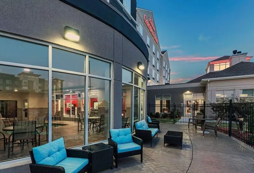 هتل Hilton Garden Inn Tulsa Midtown