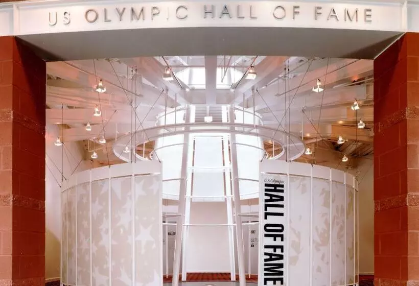 酒店 Holiday Inn Express & Suites Colorado Springs Central, An Ihg