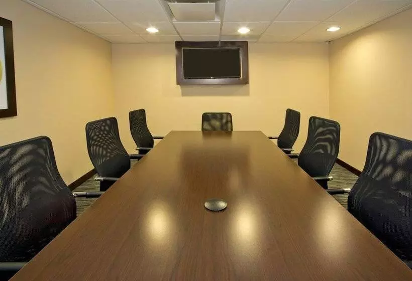 酒店 Holiday Inn Express & Suites Colorado Springs Central, An Ihg