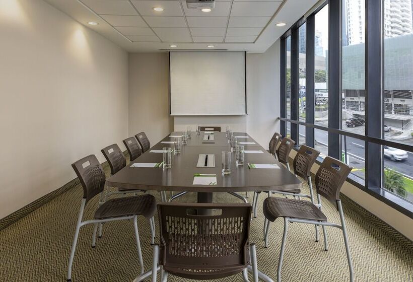 호텔 Holiday Inn Panama Distrito Financiero, An Ihg