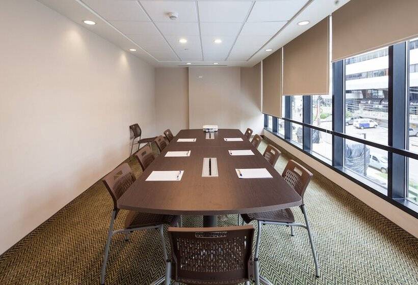 호텔 Holiday Inn Panama Distrito Financiero, An Ihg