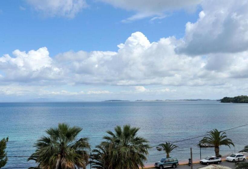 ホテル Kantaros Apartments