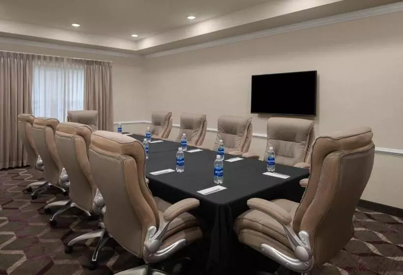 فندق Residence Inn East Rutherford Meadowlands