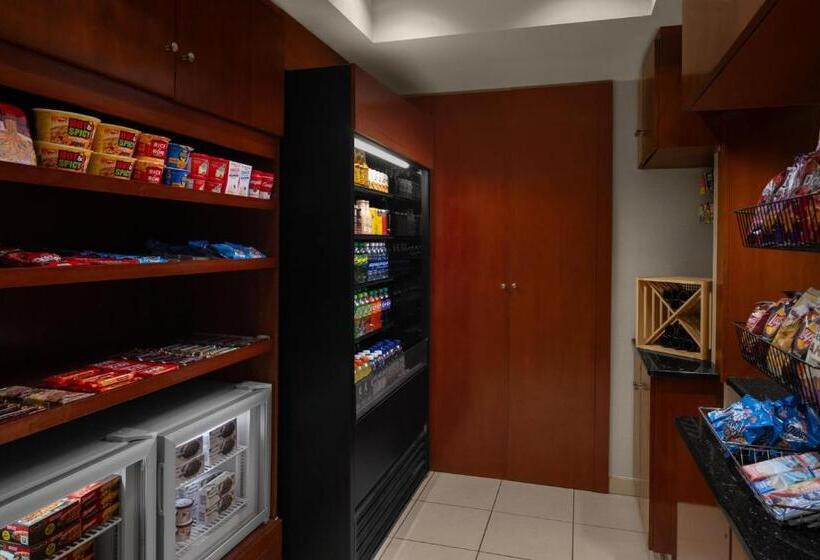 酒店 Residence Inn East Rutherford Meadowlands