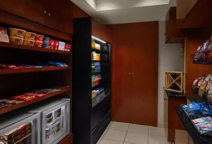 فندق Residence Inn East Rutherford Meadowlands