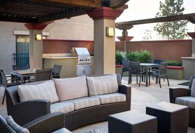 Отель Residence Inn Los Angeles Burbank/downtown