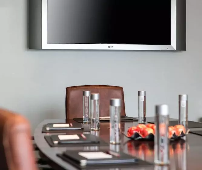 Отель Residence Inn Los Angeles Burbank/downtown