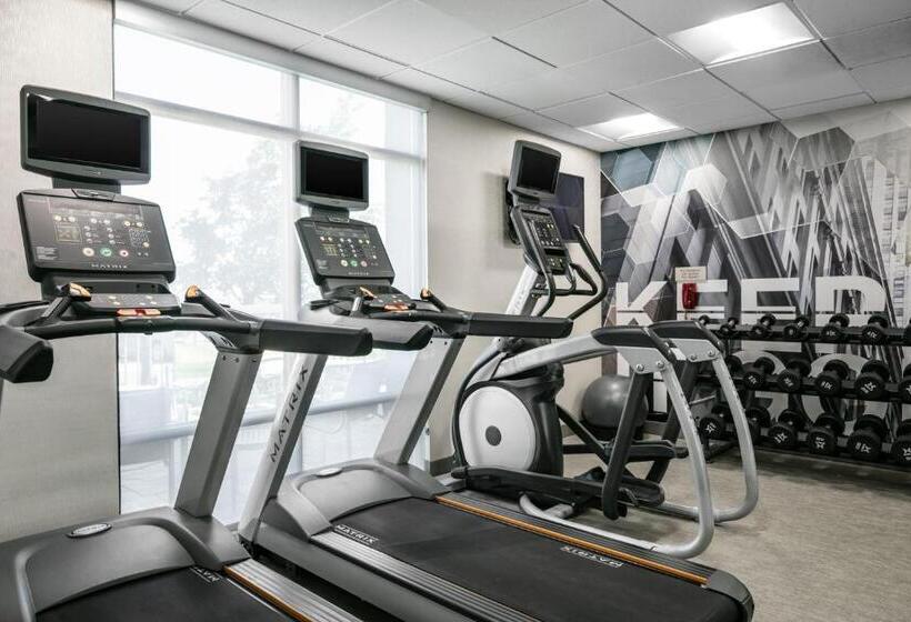 هتل Springhill Suites By Marriott Cheyenne