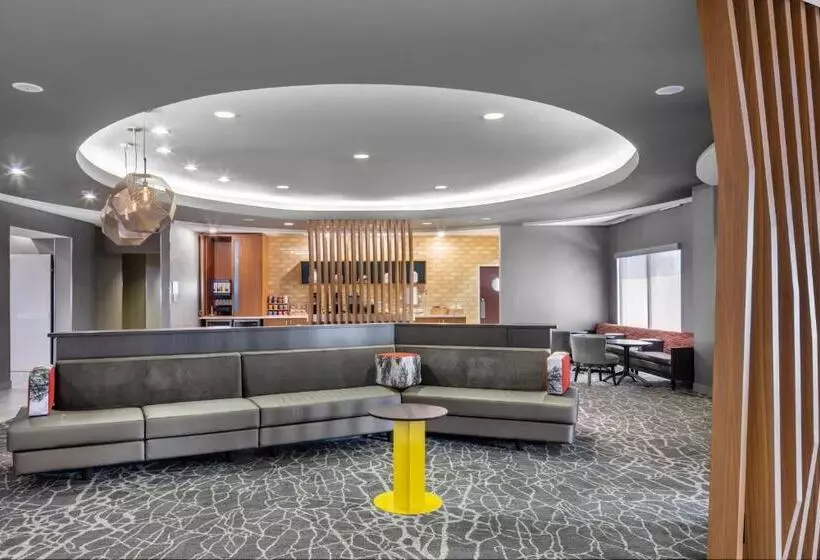 هتل Springhill Suites By Marriott Cheyenne