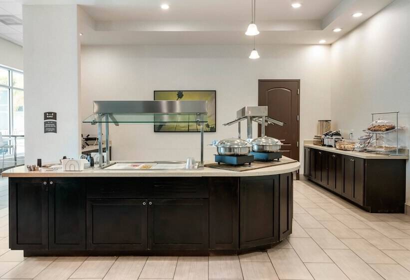 בית מלון כפרי Staybridge Suites St. Petersburg Fl, An Ihg