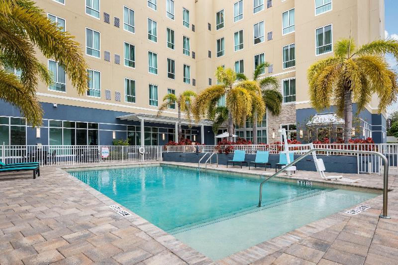 בית מלון כפרי Staybridge Suites St. Petersburg Fl, An Ihg