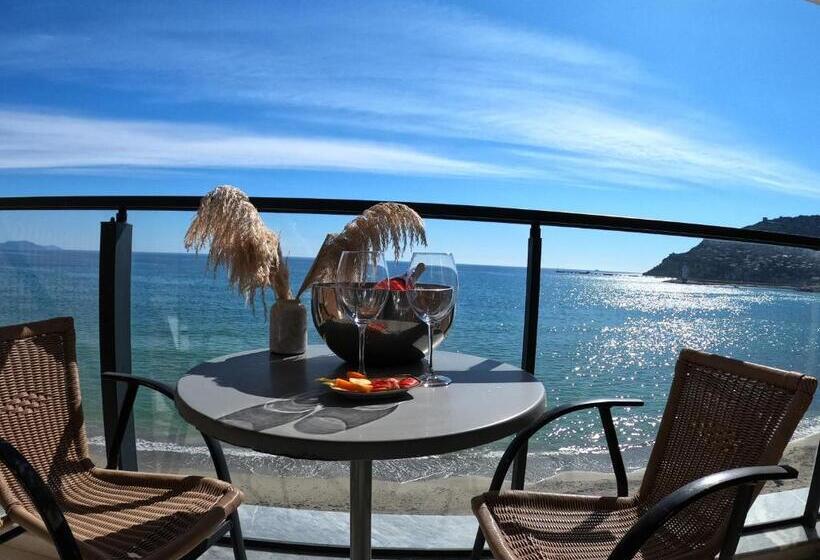 Sun Hotel By En Vie Beach