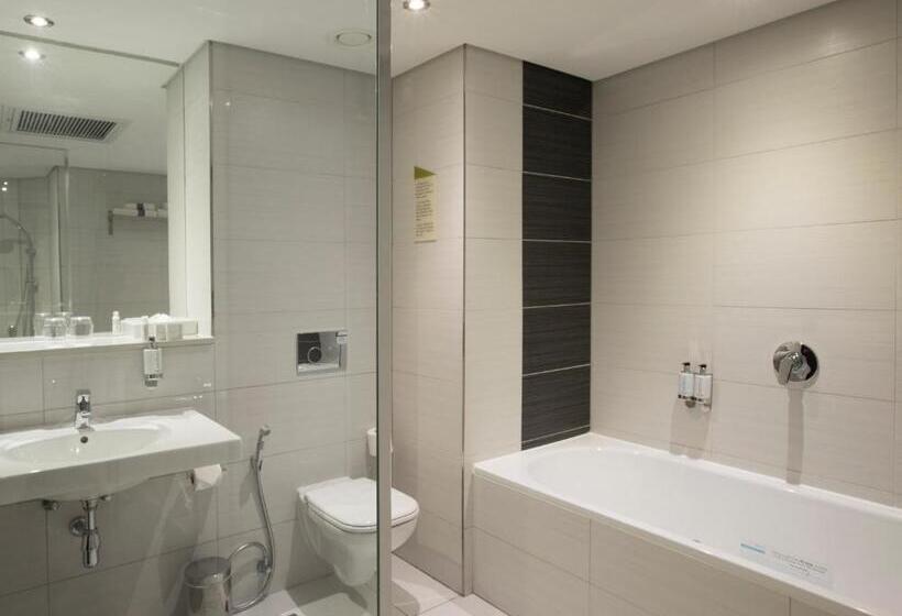 Отель Verde Cape Town Airport