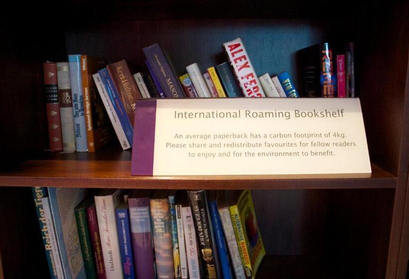 Отель Verde Cape Town Airport