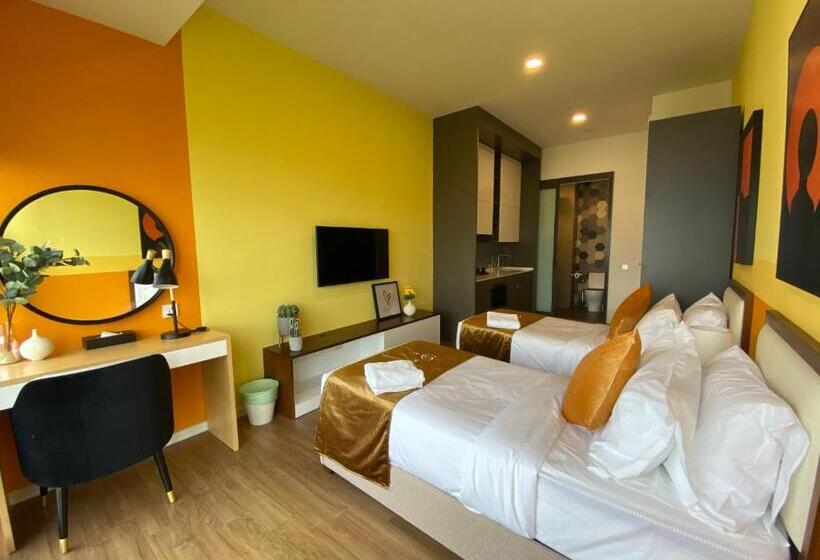 Lanson Place Bukit Ceylon