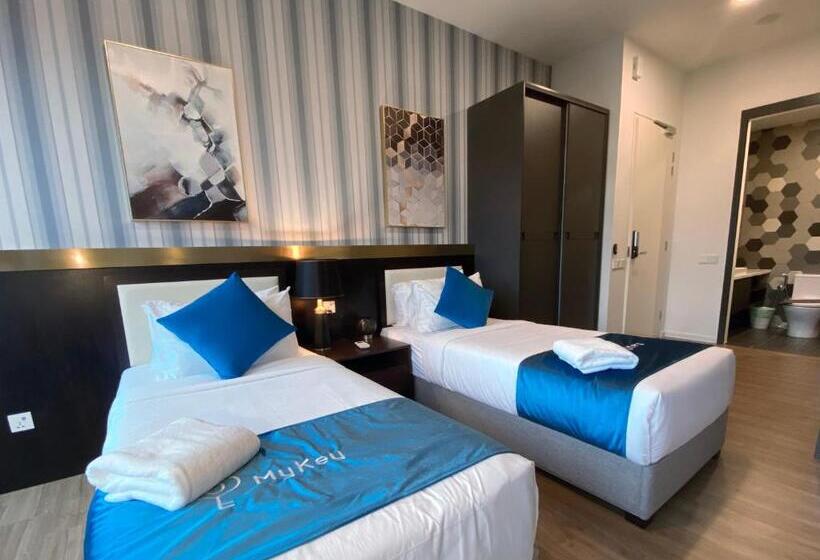 Lanson Place Bukit Ceylon