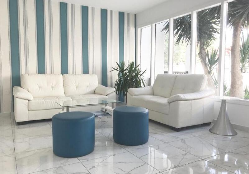 Margarita Napa Apartments