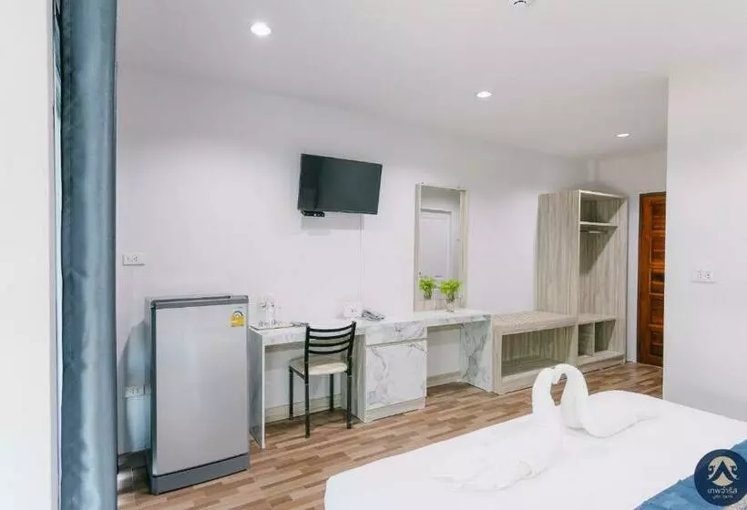 Hotelli Thepchamrat Boutique