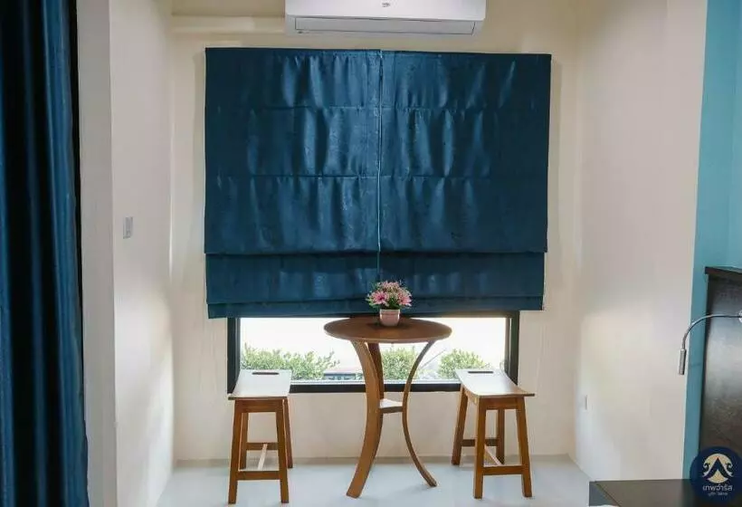 Hotelli Thepchamrat Boutique