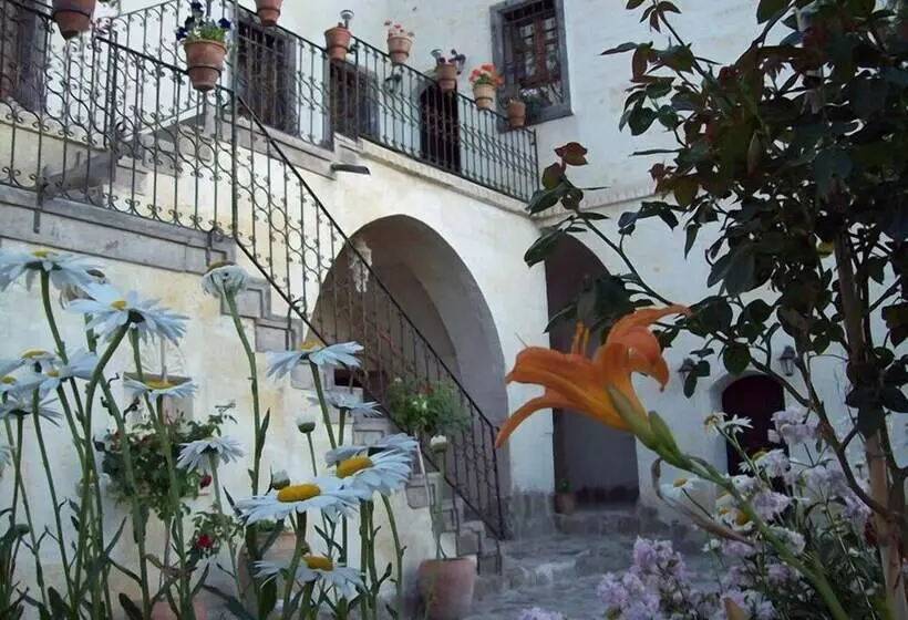 Cappa Villa Cave Hotel & Spa