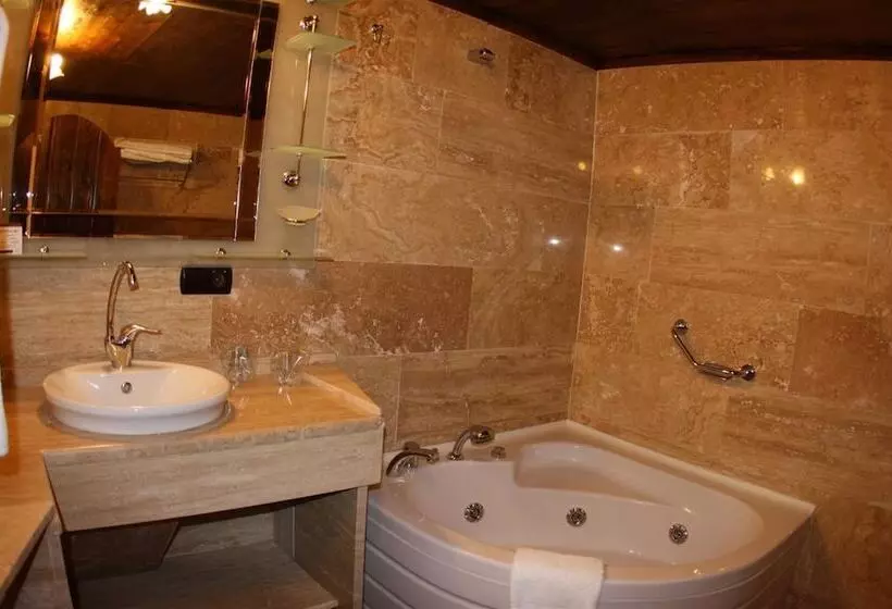 Cappa Villa Cave Hotel & Spa