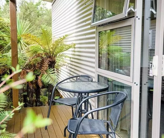 فندق 10 Cottages