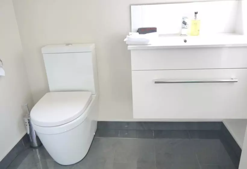 فندق 10 Cottages