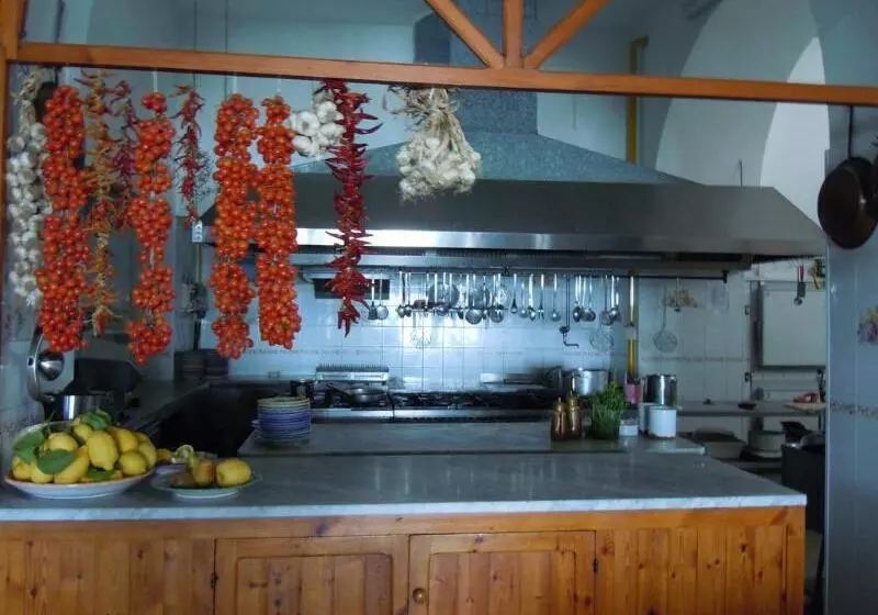 Отель Alfonso A Mare