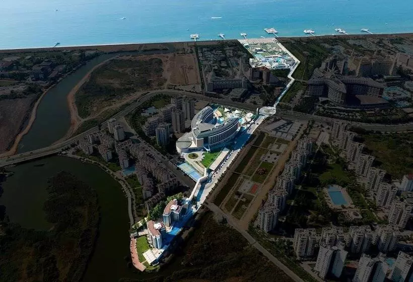 هتل Aska Lara Resort & Spa