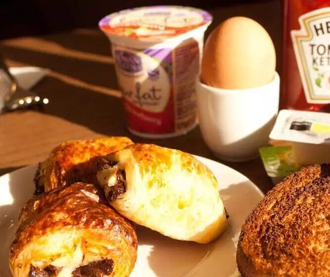 ホテル Best Western Pontypool Metro