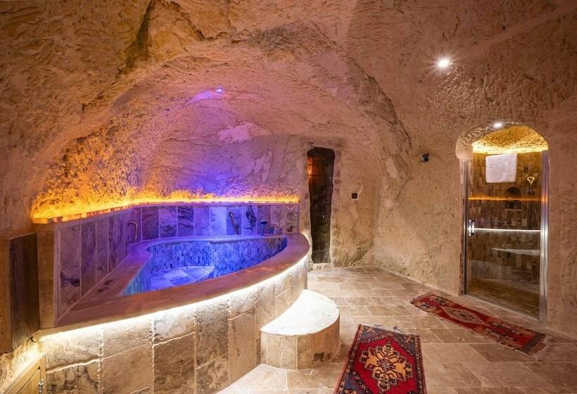 هتل Utopia Cave Cappadocia