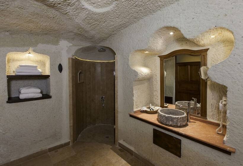 هتل Utopia Cave Cappadocia