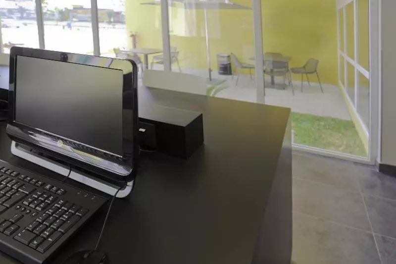 בית מלון כפרי City Express By Marriott Irapuato Norte