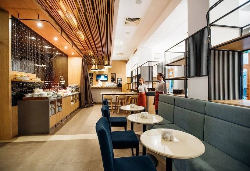 ホテル Courtyard By Marriott Sochi Krasnaya Polyana